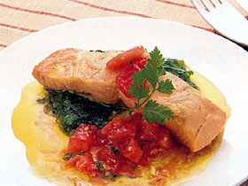 サラダ昆布と鮭の蒸し物イタリアンソース