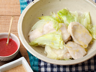  鶏むね肉とキャベツのだし蒸し煮