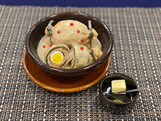 日高昆布と秋鮭つみれの酒粕コトコト煮