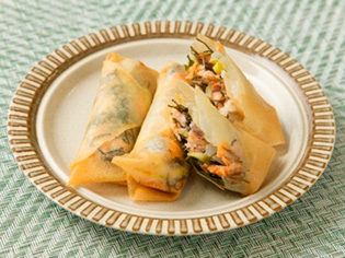 鮭と昆布の春巻き