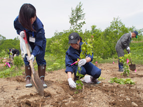 当別町・記念の森での植樹活動